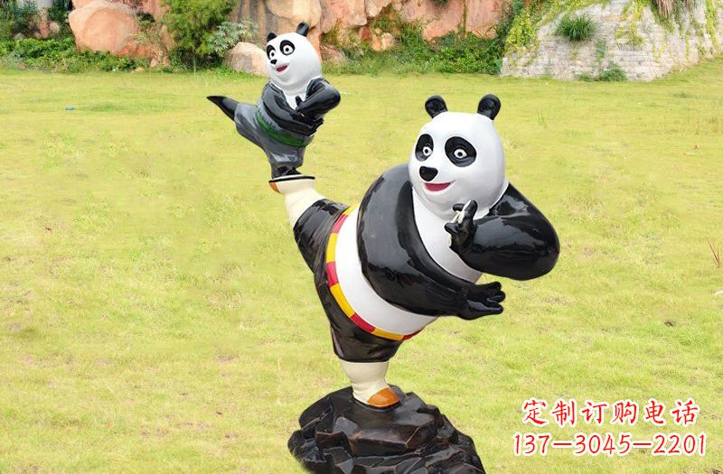 台州玻璃钢卡通熊猫雕塑的艺术之美