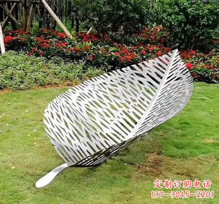 台州不锈钢树叶雕塑艺术与美的结合