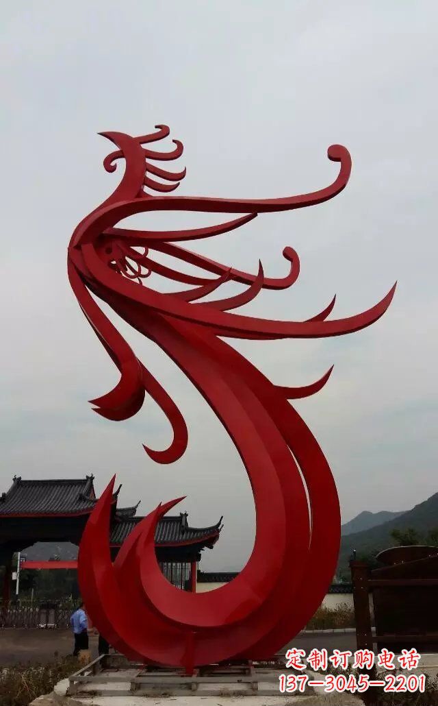 台州凤凰雕塑象征着和平与繁荣
