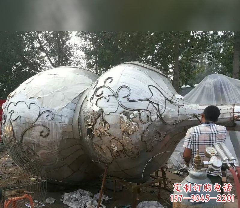 台州不锈钢葫芦雕塑精美绝伦