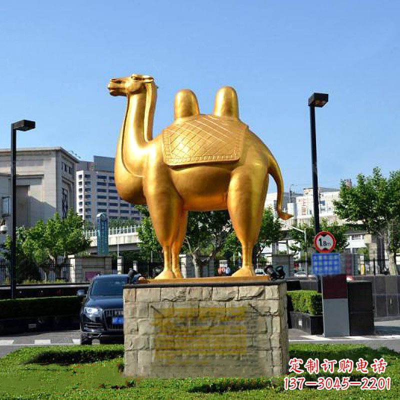 台州不锈钢喷漆骆驼雕塑-城市绿化带动物雕塑