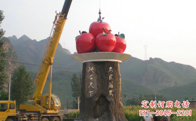 台州不锈钢苹果雕塑艺术与科技的结合