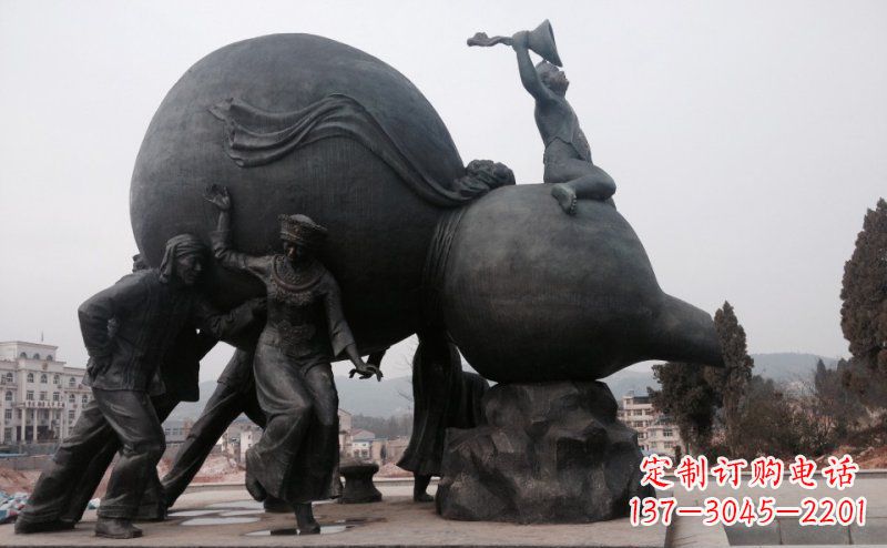 台州广场少数民族人物和大葫芦景观铜雕