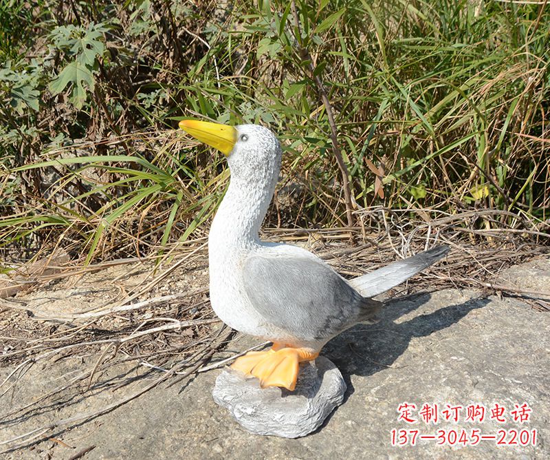 台州学校雕塑和平鸽